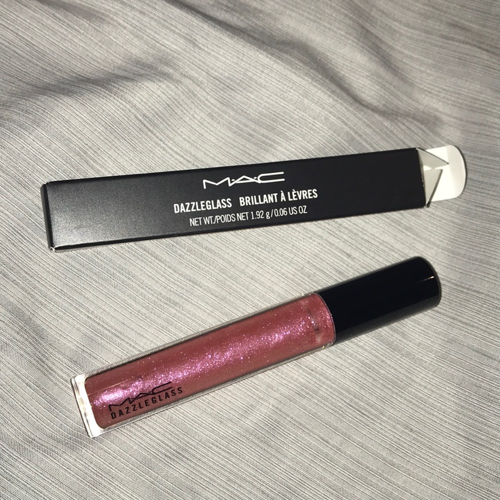 Lip gloss